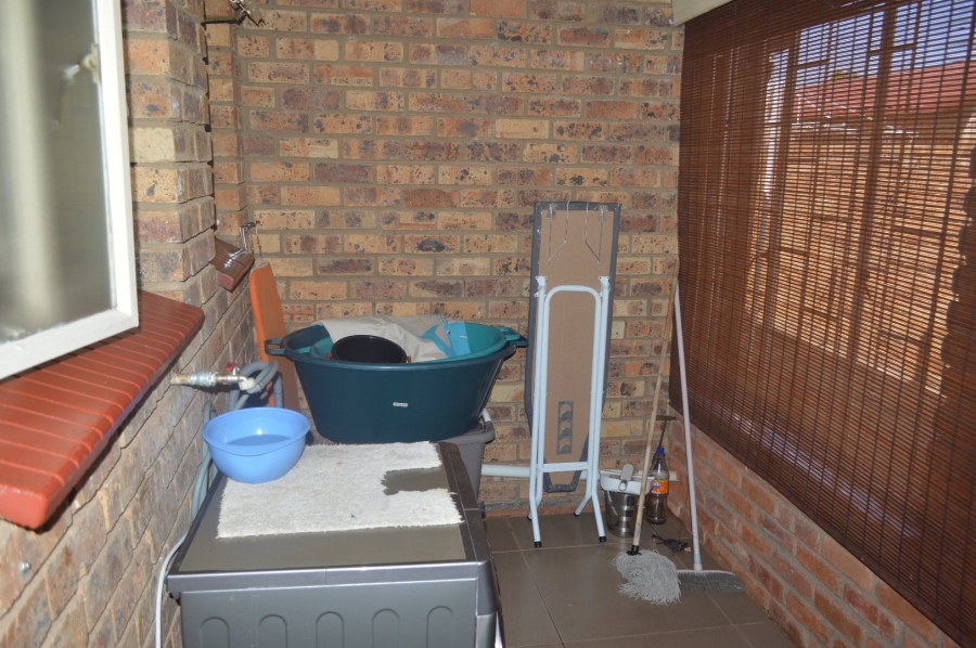 3 Bedroom Property for Sale in La Hoff North West